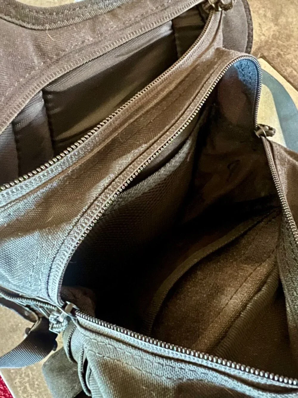 Condor EDC Bag | Black Crossbody Shoulder Sling